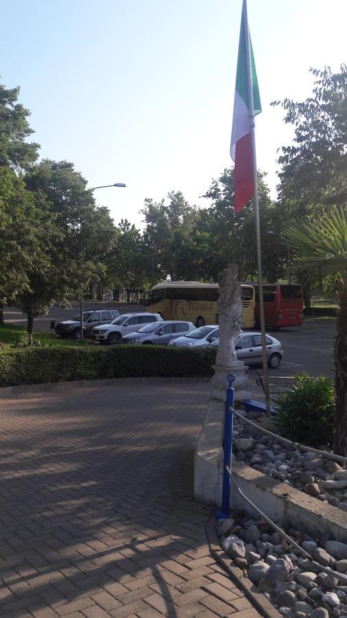 Hotel Parigi Castel San Pietro Terme Zewnętrze zdjęcie